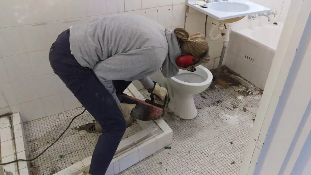 how to convert shower to bathtub
